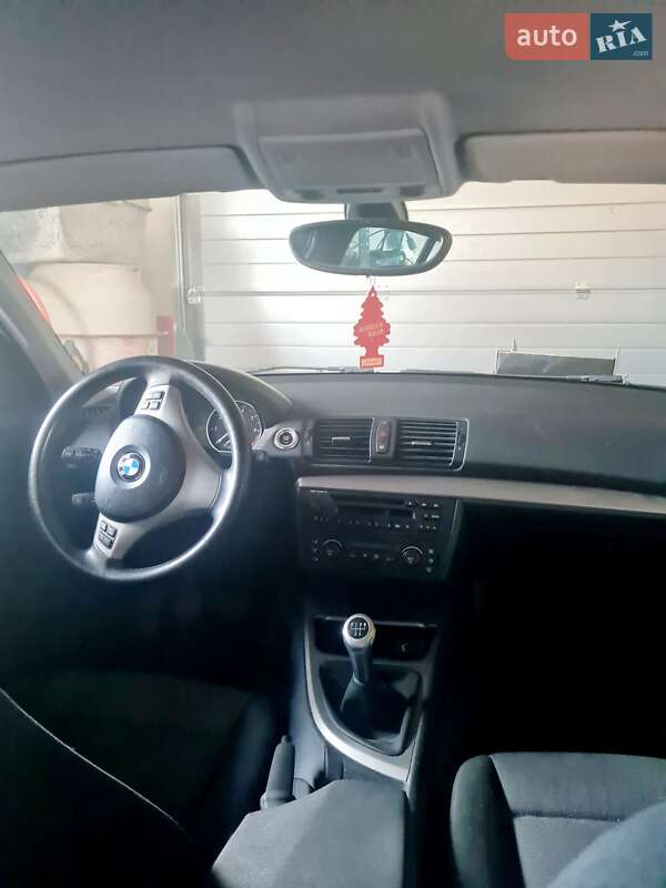 Хетчбек BMW 1 Series 2005 в Києві