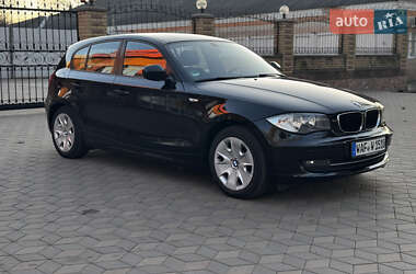 Хетчбек BMW 1 Series 2010 в 