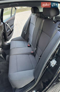 Хетчбек BMW 1 Series 2010 в 