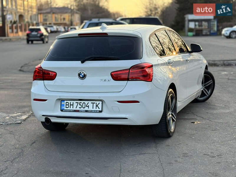Хетчбек BMW 1 Series 2016 в Одесі