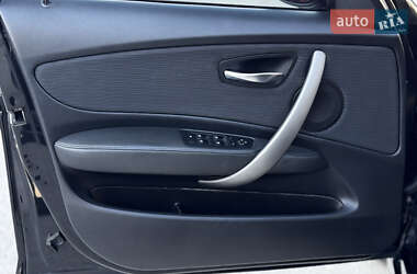 Хэтчбек BMW 1 Series 2011 в 