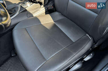 Хэтчбек BMW 1 Series 2011 в 