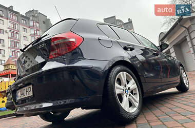 Хэтчбек BMW 1 Series 2009 в 