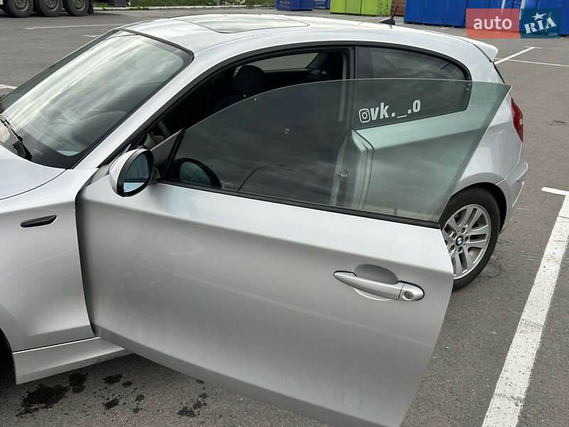 Хетчбек BMW 1 Series 2008 в Мукачевому