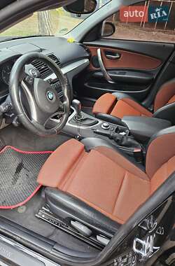 Хэтчбек BMW 1 Series 2007 в 