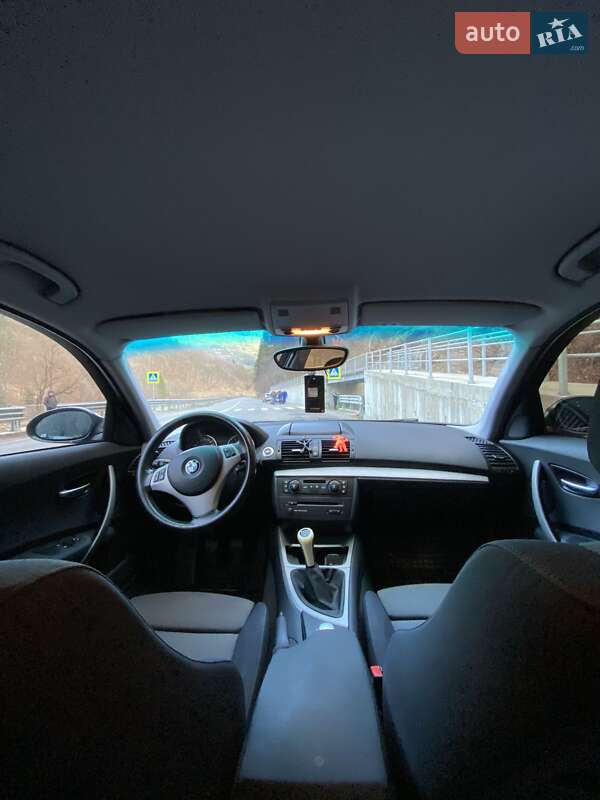 Хэтчбек BMW 1 Series 2005 в Ивано-Франковске фото 11 Хэтчбек BMW 1 Series 2005 в Ивано-Франковске