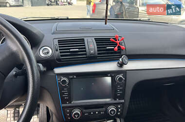 Хетчбек BMW 1 Series 2008 в 