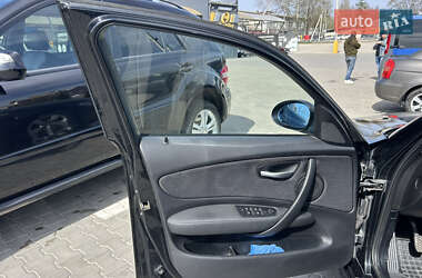 Хетчбек BMW 1 Series 2008 в 