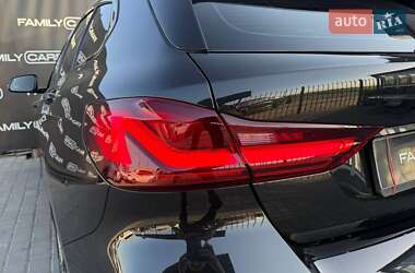 Хетчбек BMW 1 Series 2023 в 