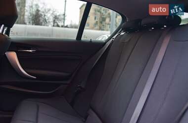 Хетчбек BMW 1 Series 2019 в 