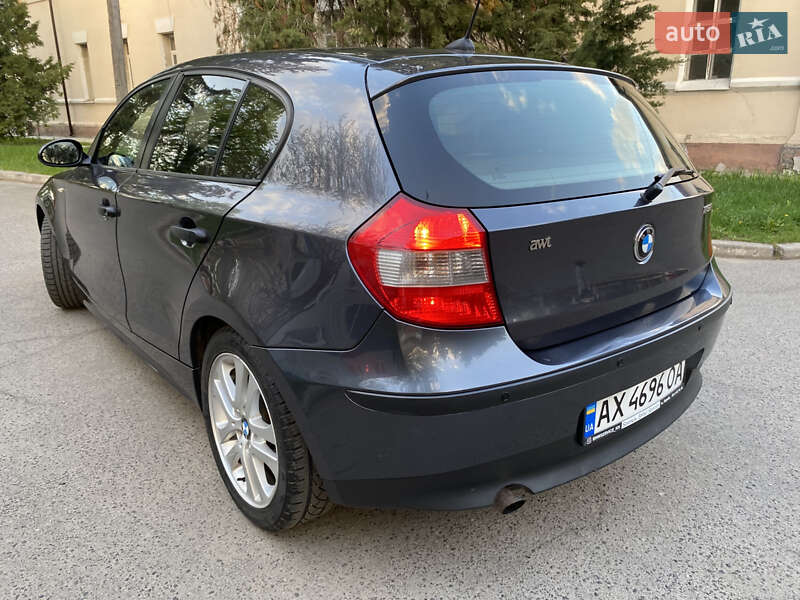Хетчбек BMW 1 Series 2006 в Зміїві