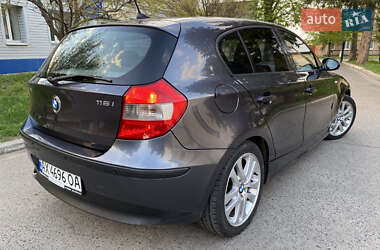Хетчбек BMW 1 Series 2006 в Зміїві