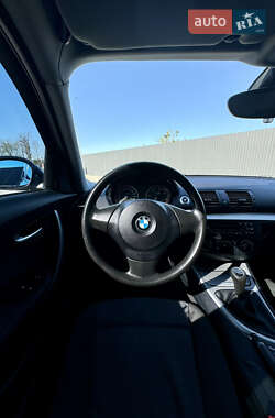 Хэтчбек BMW 1 Series 2006 в 
