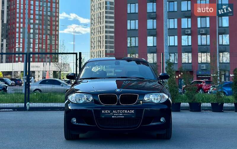 Купе BMW 1 Series 2007 в Києві