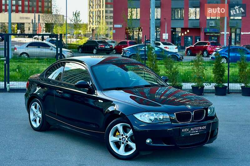 Купе BMW 1 Series 2007 в Києві