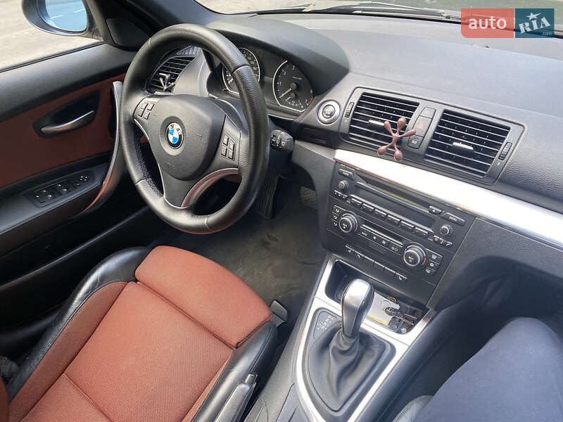 Хэтчбек BMW 1 Series 2007 в Луцке