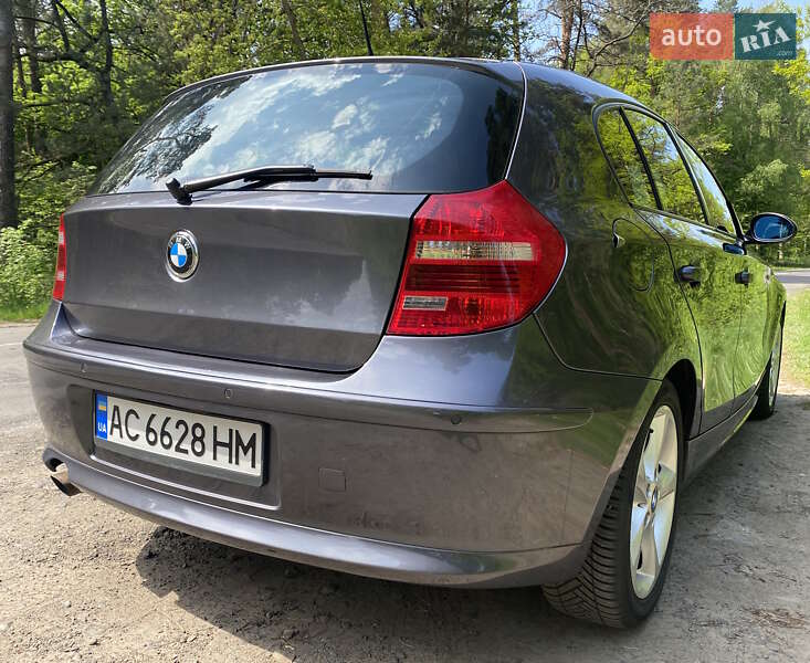 Хэтчбек BMW 1 Series 2007 в Луцке