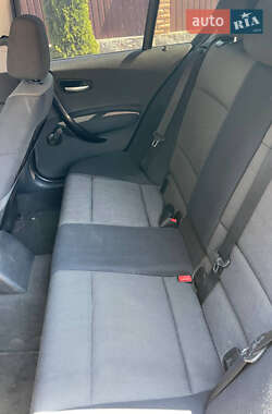 Хетчбек BMW 1 Series 2005 в 