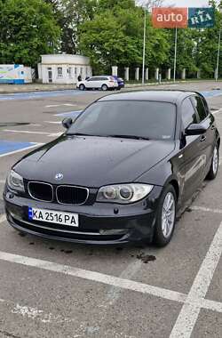 Хэтчбек BMW 1 Series 2008 в Киеве