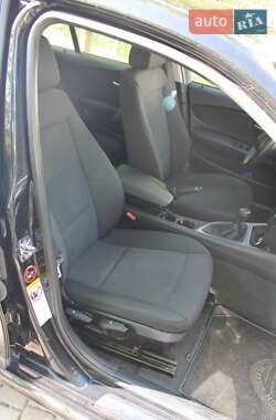 Хэтчбек BMW 1 Series 2007 в 