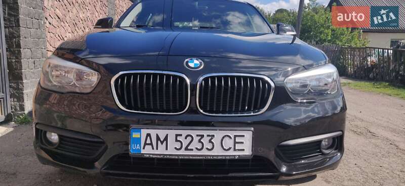 Хэтчбек BMW 1 Series 2017 в 