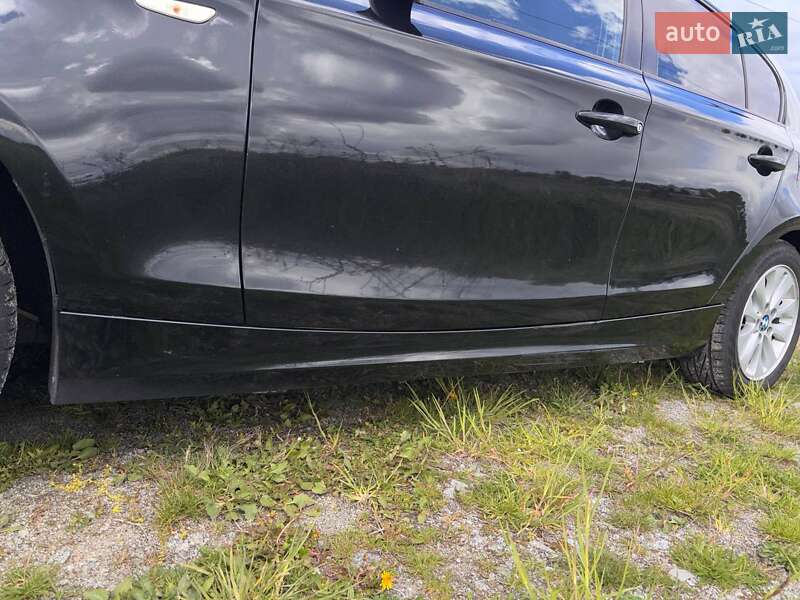 Хетчбек BMW 1 Series 2009 в Радомишлі