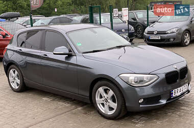 Хетчбек BMW 1 Series 2013 в 
