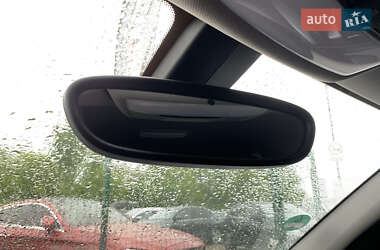 Хетчбек BMW 1 Series 2013 в 
