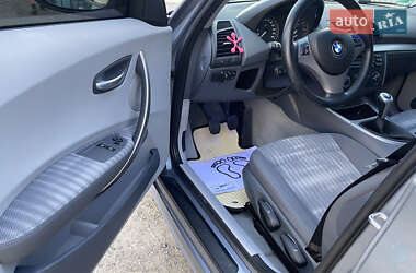 Хэтчбек BMW 1 Series 2005 в 