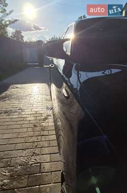 Хэтчбек BMW 1 Series 2011 в 