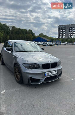 Хэтчбек BMW 1 Series 2009 в 
