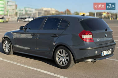 Хэтчбек BMW 1 Series 2005 в 