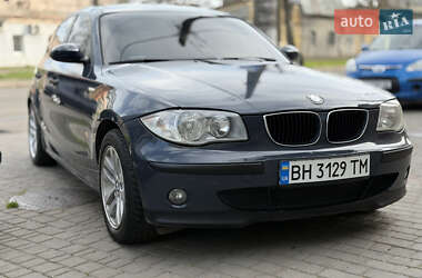 Хэтчбек BMW 1 Series 2005 в 