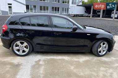 Хетчбек BMW 1 Series 2008 в 