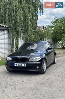 Хетчбек BMW 1 Series 2006 в Дніпрі