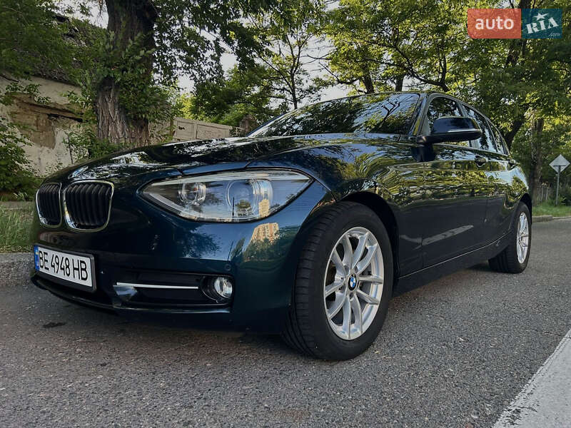 Хэтчбек BMW 1 Series 2015 в 