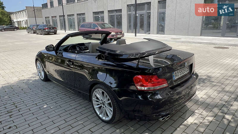 Кабриолет BMW 1 Series 2011 в Ужгороде