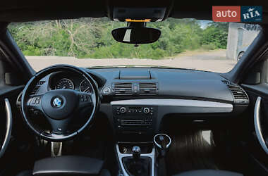 Хетчбек BMW 1 Series 2008 в 