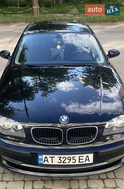 Хетчбек BMW 1 Series 2009 в 