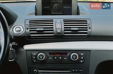 Хетчбек BMW 1 Series 2008 в 