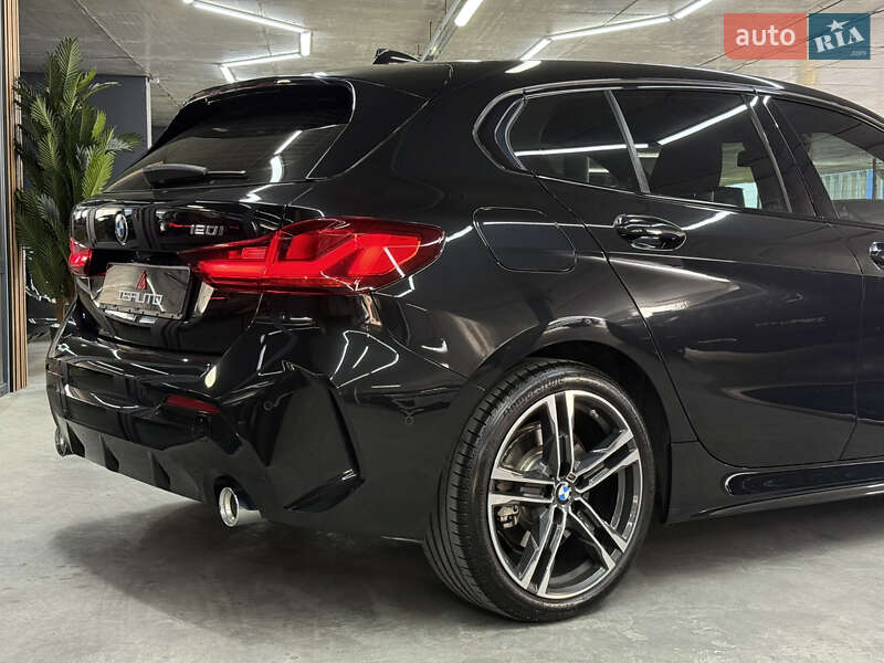 Хетчбек BMW 1 Series 2023 в Одесі