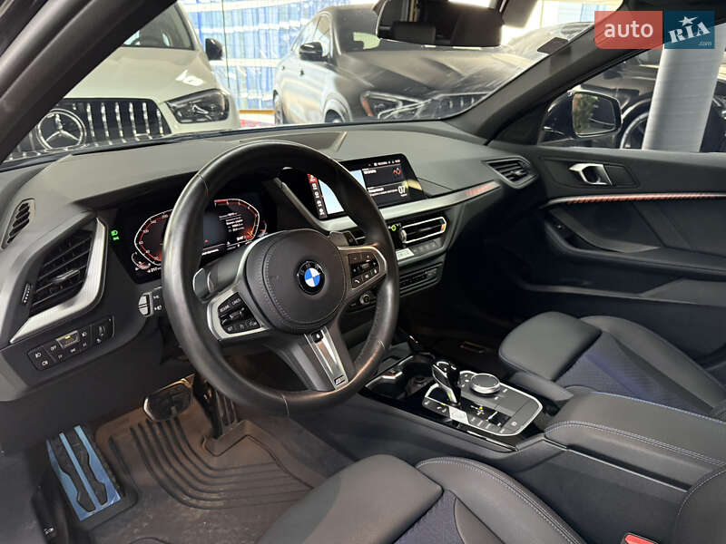 Хетчбек BMW 1 Series 2023 в Одесі