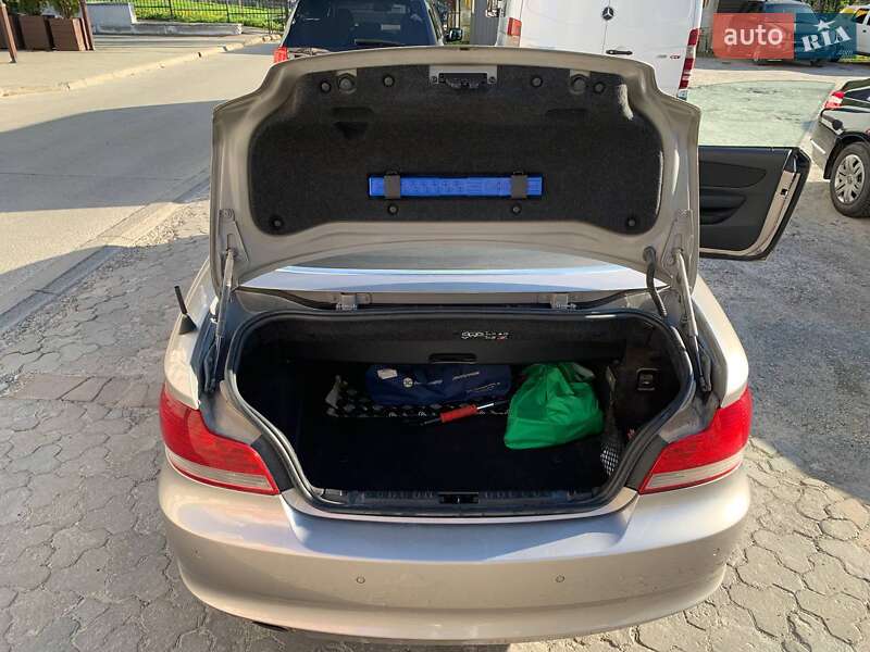 Кабриолет BMW 1 Series 2008 в Тернополе