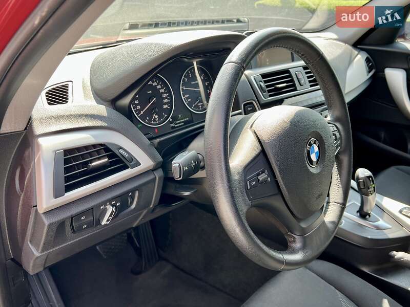Хэтчбек BMW 1 Series 2017 в Киеве