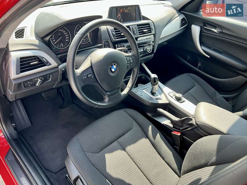 Хэтчбек BMW 1 Series 2017 в Киеве