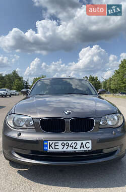 Хэтчбек BMW 1 Series 2008 в Днепре