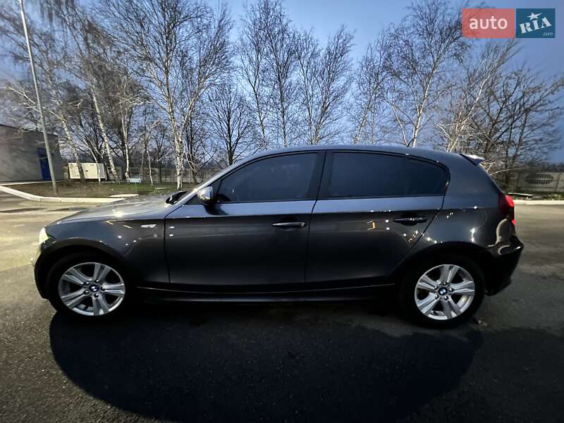 Хетчбек BMW 1 Series 2008 в Павлограді