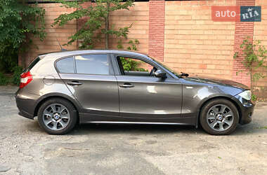 Хэтчбек BMW 1 Series 2005 в 