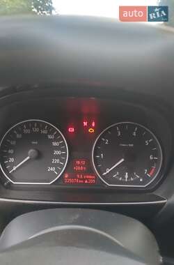 Хетчбек BMW 1 Series 2006 в 