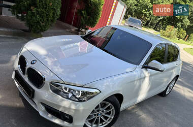 Хетчбек BMW 1 Series 2018 в 